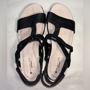 Hush Puppies The Body Shoe Women's Size 9.5 Classic black Sandals Open Toe